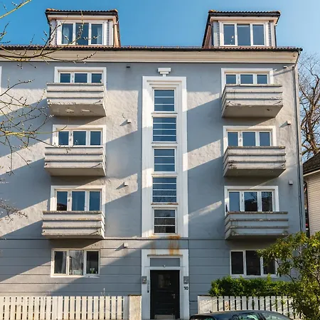 Apartamento Dinbnb I Dockside With Modern Kitchen And Workspace Bergen