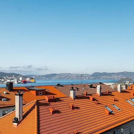 Apartamento Dinbnb I Dockside With Modern Kitchen And Workspace